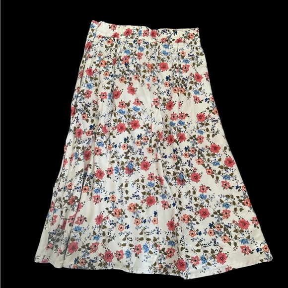 Mikarose Floral A-Line Skirt - White and Pink - Picture 3 of 5